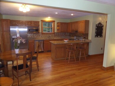 eat in kitchen - view from the...