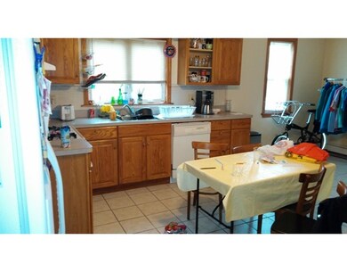 7 Greenville Ct unit 2, Somerville, MA 02143 - photo 5