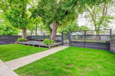 1902 Tabor St, Houston, TX 77009 - photo 4