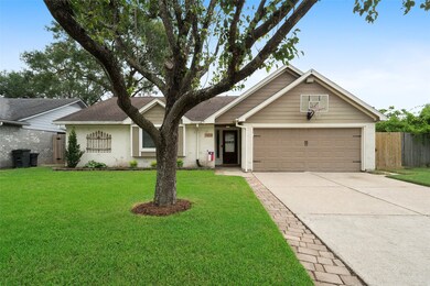 7458 Woodoak Dr, Houston, TX 77040 - photo 2