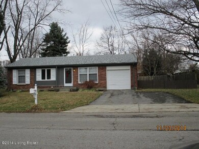 9301 Hudson Ln, Louisville, KY 40291 - photo 2