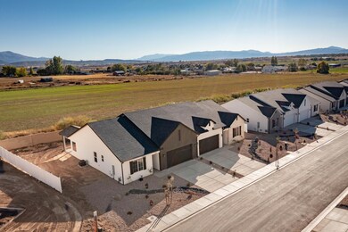 319 W Rosie Loop, Cedar City, UT 84721 - photo 4