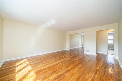 31 W 2nd St, Bayonne, NJ 07002 - photo 4