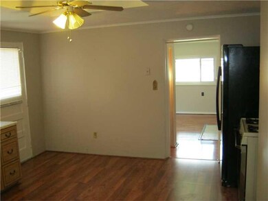 Kitchen. 1036 Side