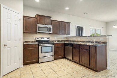 25069 E 91st Place S, Broken Arrow, OK 74014 - photo 5