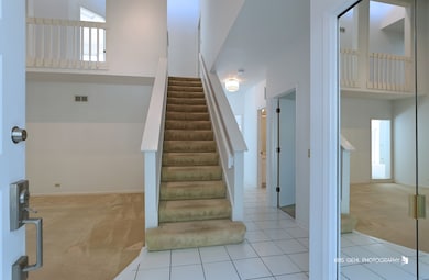 2407 Wentworth Ln, Aurora, IL 60502 - photo 2