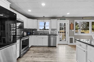 62 Tobey Ln, North Dartmouth, MA 02747 - photo 3