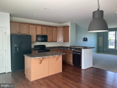 23 Streamside Place, Falling Waters, WV 25419 - photo 4