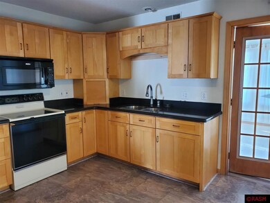 1327 1327 Hauenstein Dr, New Ulm, MN 56073 - photo 6