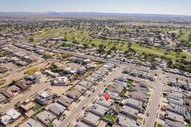 13436 Emerald Crystal Dr, Horizon City, TX 79928 - photo 4