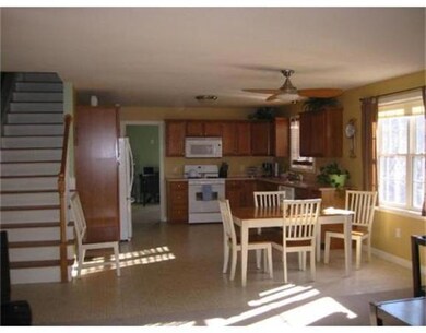 11 Railroad St unit B, Pepperell, MA 01463 - photo 4