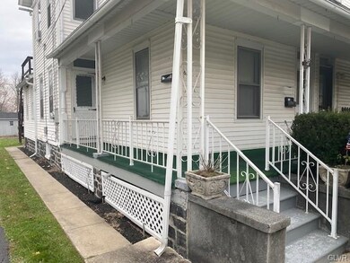 633 W Broad St, Quakertown, PA 18951 - photo 4