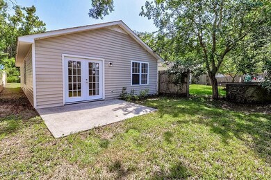 3017 Loring Aly, Wilmington, NC 28405 - photo 2