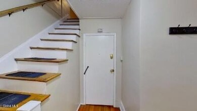 100 Ryckman Ave unit . 2R, Albany, NY 12208 - photo 6