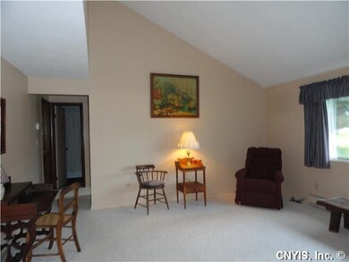 Living Room VAULTED CEILINGS IN LIVING ROOM