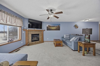 3555 Stoney Point Rd SW unit 3555, Cedar Rapids, IA 52404 - photo 3