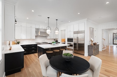 361 S Columbia St, Naperville, IL 60540 - photo 7