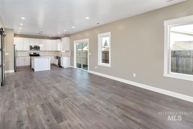 1104 E Clark Ave, Nampa, ID 83686 - photo 4