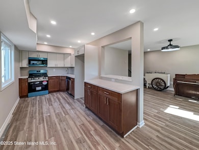 81 Selvin Loop
