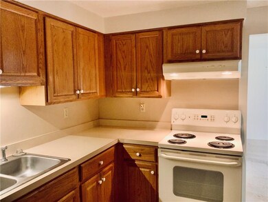 510 Child St unit 307A, Warren, RI 02885 - photo 6