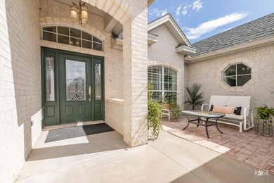2005 Valleyview Dr, San Angelo, TX 76904 - photo 2
