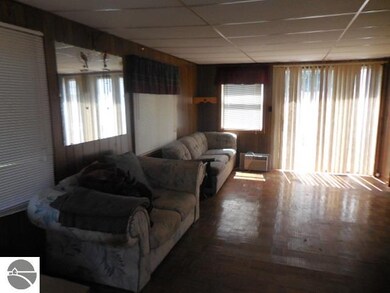5806 Prescott Dr, Tawas City, MI 48763 - photo 2