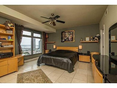 unlisted-address, San Diego, CA 92101 - photo 4