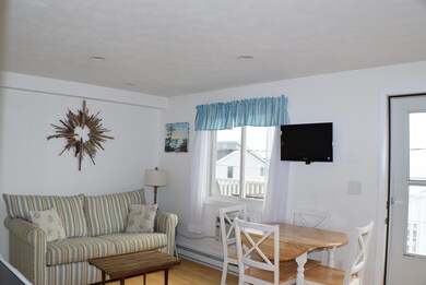 189 E Grand Ave unit 306, Old Orchard Beach, ME 04064 - photo 3