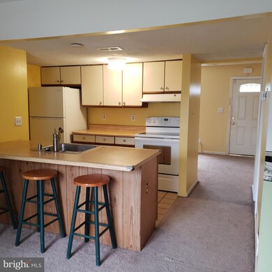 311 Thayer Ct, Newark, DE 19702 - photo 4