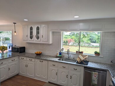 1105 1105 S Azalea Dr, Tyler, TX 75701 - photo 6