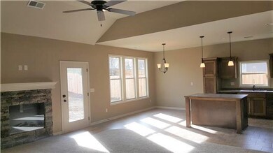 kitchen/breakfast rm with tile floor and kitchen i