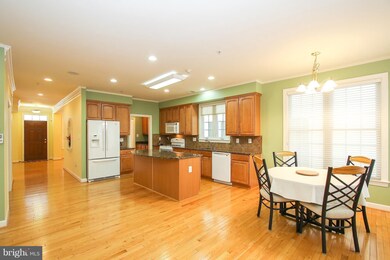 864 Hidden Marsh St, Gaithersburg, MD 20877 - photo 3