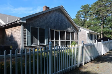 1733 Ost-W Barn Rd, West Barnstable, MA 02668 - photo 4