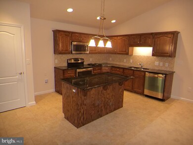 541 Shook Ct W, Greencastle, PA 17225 - photo 7