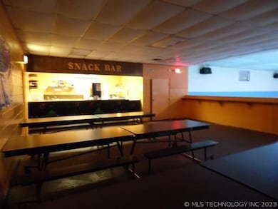 1201 Veterans Blvd, Ardmore, OK 73401 - photo 2