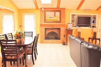 2341 Frank Beard Dr, El Paso, TX 79935 - photo 5