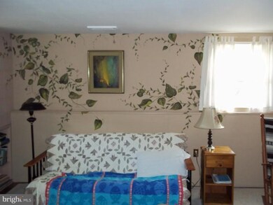 6919 Digby Rd, Gwynn Oak, MD 21207 - photo 2