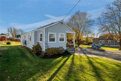 49 Reservoir Rd, Middletown, RI 02842 - photo 3
