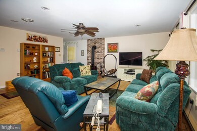 98 Hardwood Ln, Mohnton, PA 19540 - photo 5