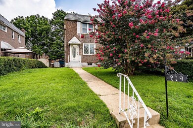 279 Westpark Ln, Clifton Heights, PA 19018 - photo 2