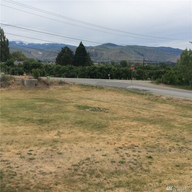 1909 NW Bates Ave, East Wenatchee, WA 98802 - photo 2