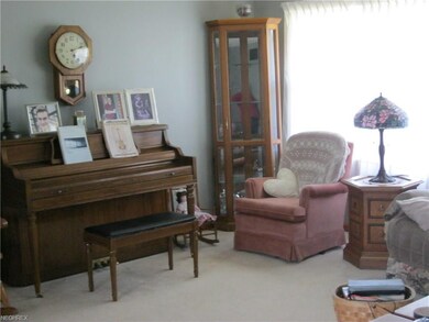 210 Westview Dr, New Concord, OH 43762 - photo 2