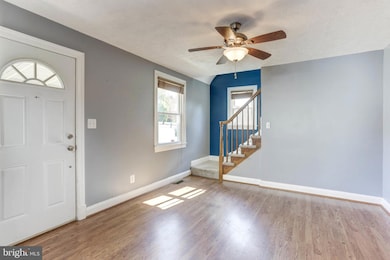 5218 Arbutus Ave, Halethorpe, MD 21227 - photo 4