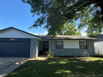 543 E 140th St, Glenpool, OK 74033 - photo 2