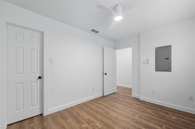 1315 Oneal St unit A, Commerce, TX 75428 - photo 5