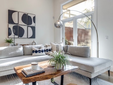 3503 B Dickason Ave, Dallas, TX 75219 - photo 6