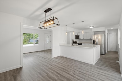 33448 N Greentree Rd, Grayslake, IL 60030 - photo 7