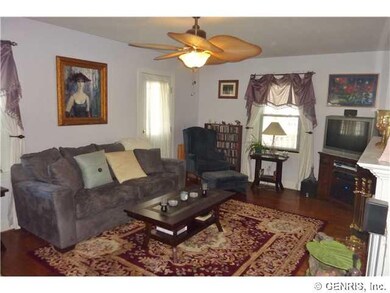 Living Room. Living room with access to covered/wr