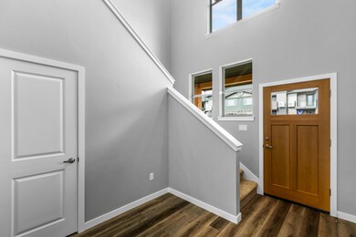 3670 SW Badger Foyer, storage, stairs, f