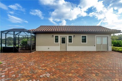 13707 Golden Palms Cir, Fort Myers, FL 33913 - photo 5